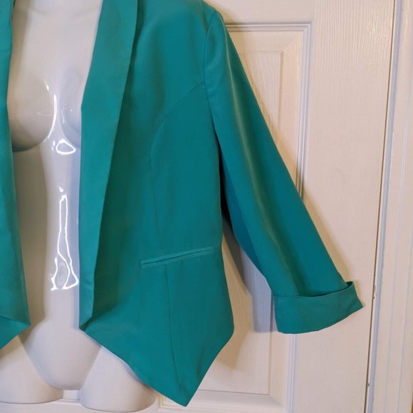 Poof Couture Spring Green Open Front Ladder Cut Out Back Blazer - size L - Picture 4 of 10